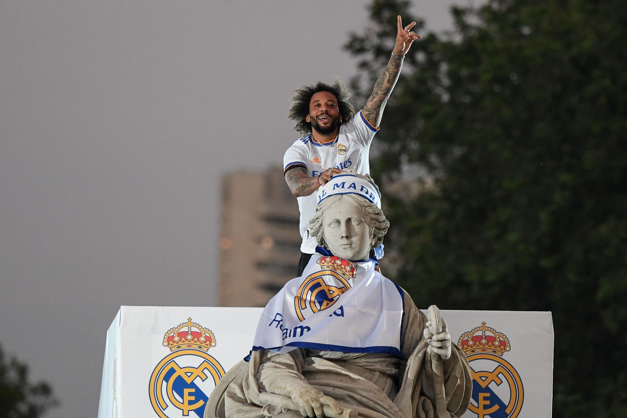 不论是三分 不论是三分