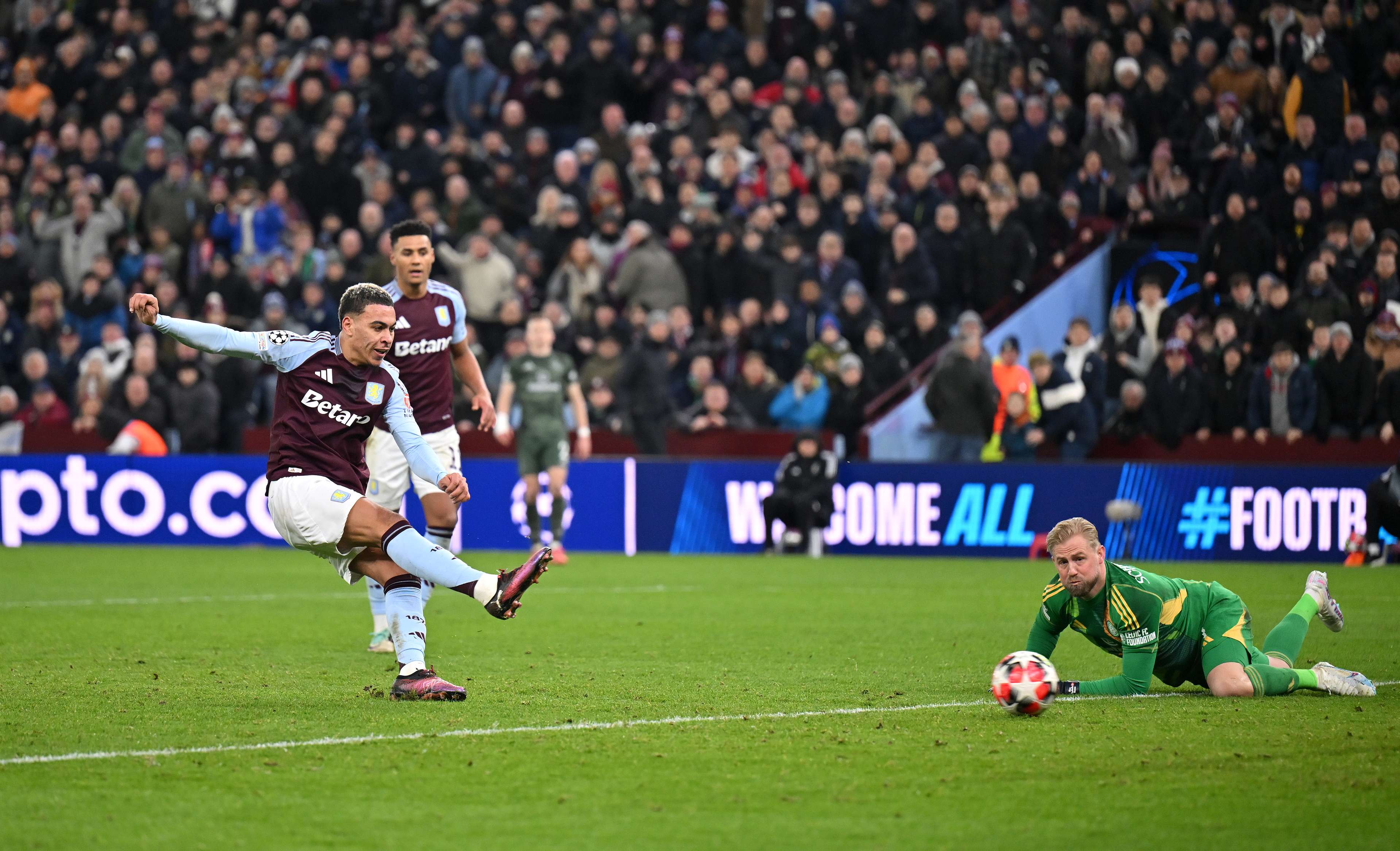 与球员们一 与球员们一